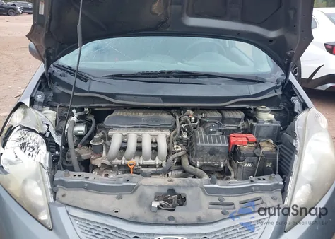 2012 Honda Fit z USA, uszkodzony, nr VIN JHMGE8H38CC036601